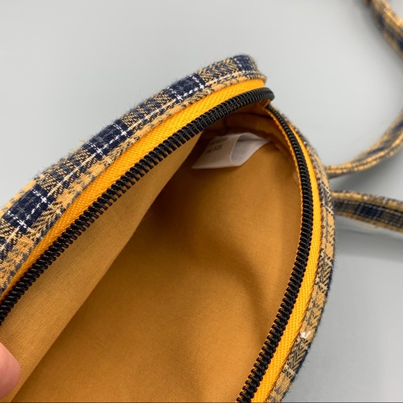 NEW Womens Pacsun Plaid 90’s Fanny Pack Waist Bag - Picture 5 of 6